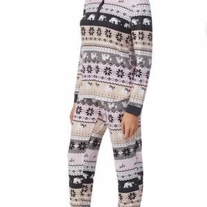 🎄 Holiday Polar Beat Pajama Set – Size XL 🎄